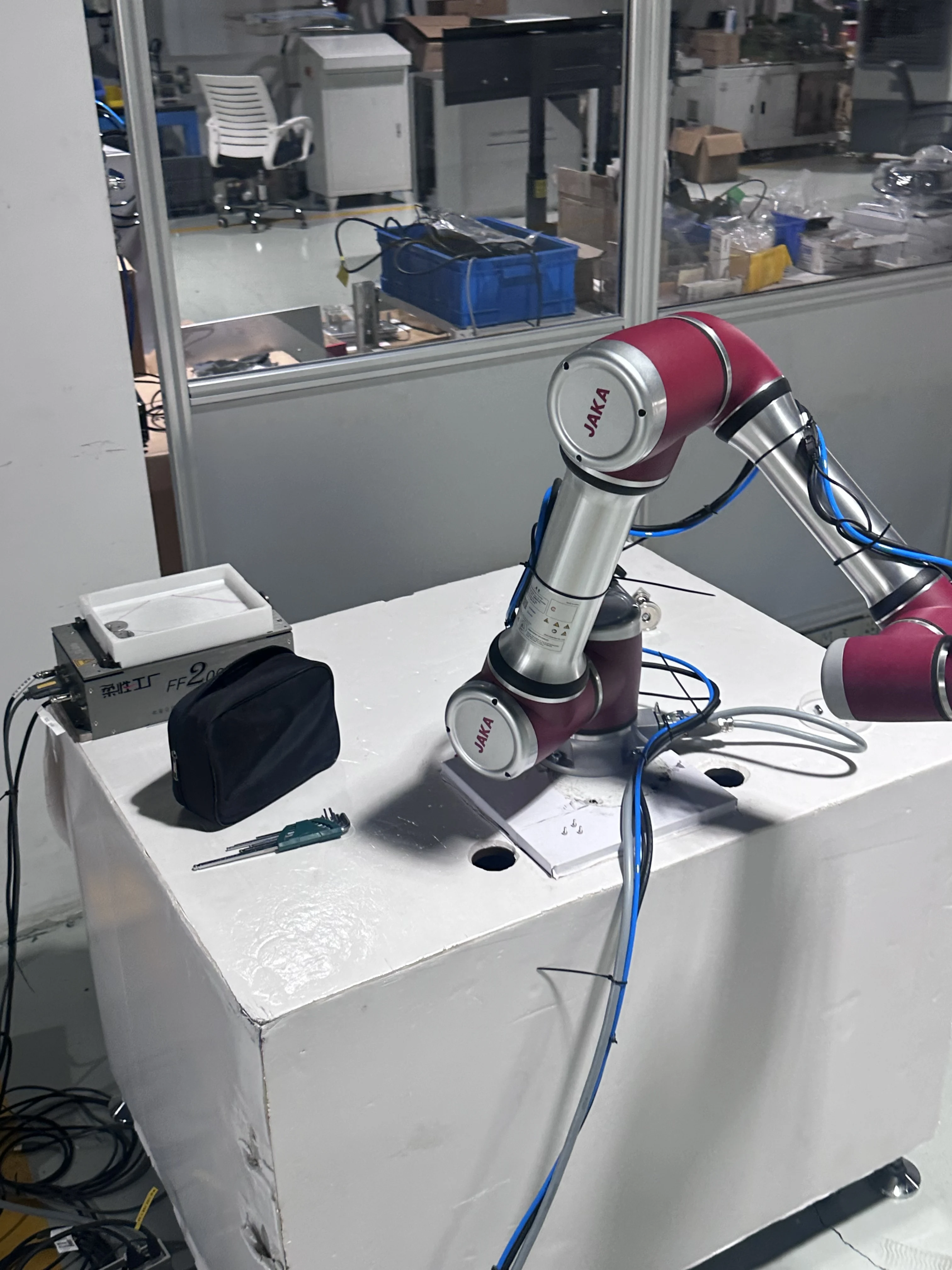 Sanding Polishing Grinding  Buffing Cobot JAKA A5 Manual Teaching with Adaptive Easy Program with Force Control