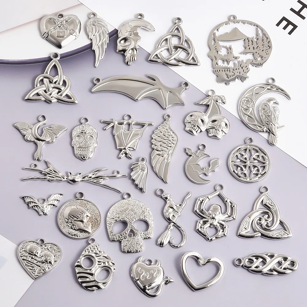 6 stücke Wasserdicht Kein Verblassen Punk Zubehör DIY Edelstahl Schädel Flügel Hexe Charms Für Schmuck Machen Halloween Anhänger Groß