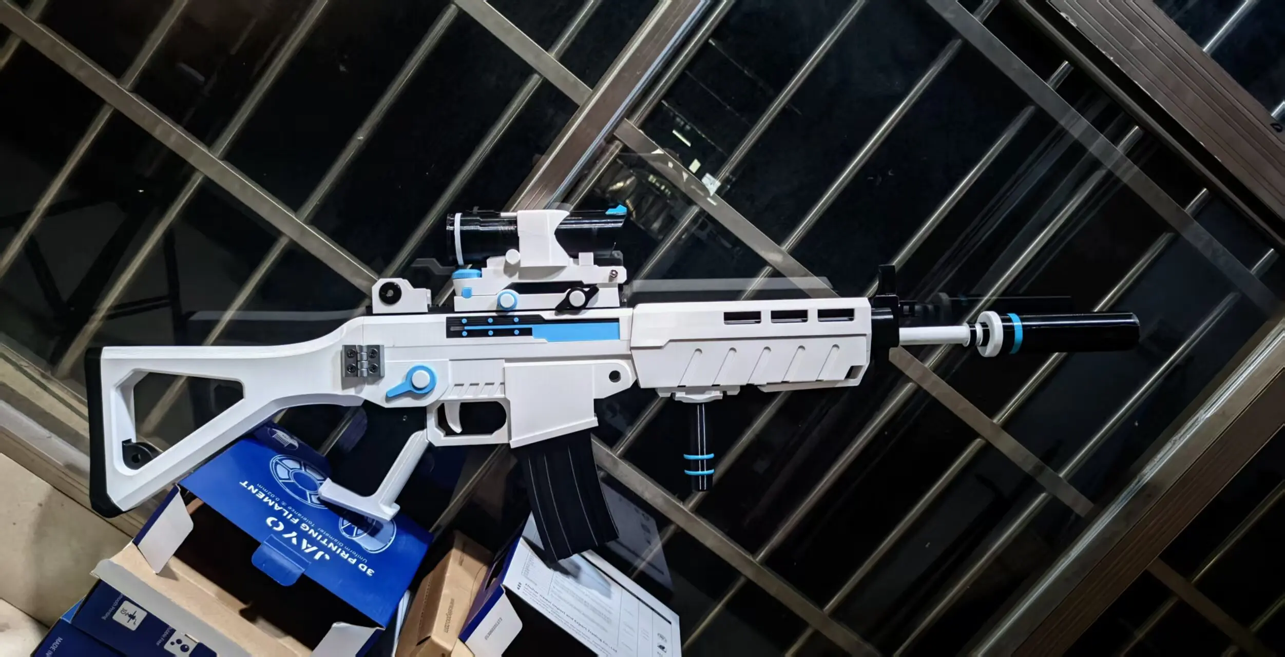 3D Printed Resin Toy Gun Model Cosplay Prop Military Collector Display Model - Non-Firing