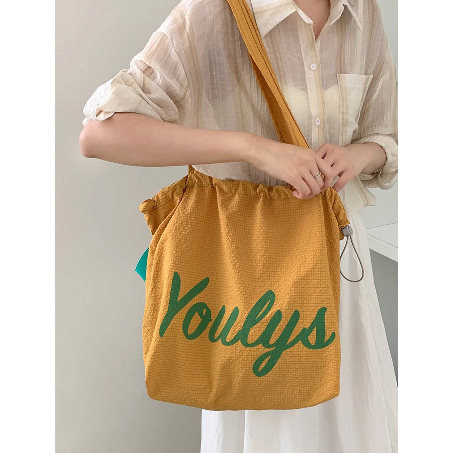 

2025 New Women's Large Capacity Lightweight Dual Use Shoulder Bag, Fashionable and Versatile Handbag, Small Korean Style Bag