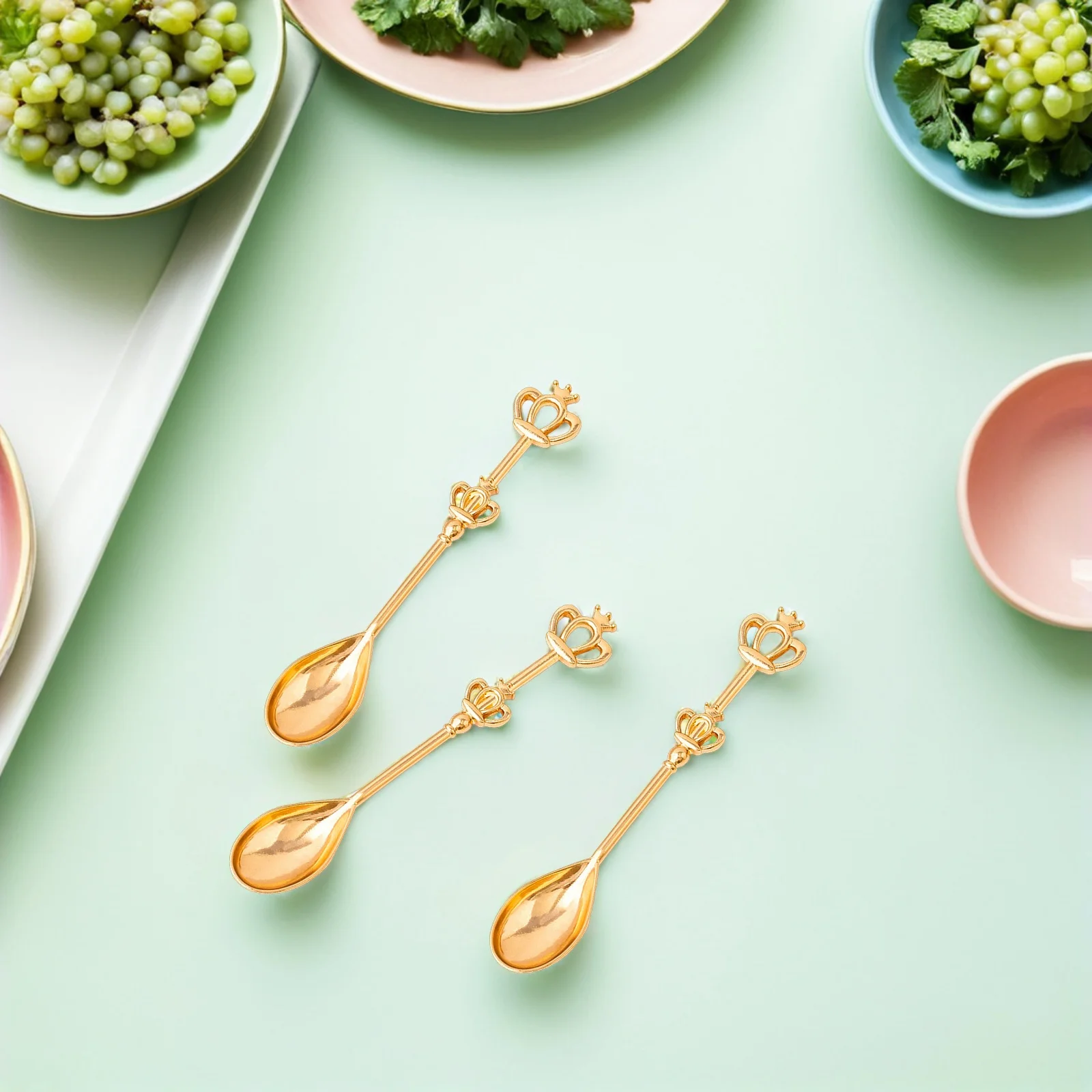 

4pcs Crown Coffee Spoons Stainless Steel Creative Teaspoons For Dessert Ice Cream Tea Espresso Small Spoon Set Gold Home Office
