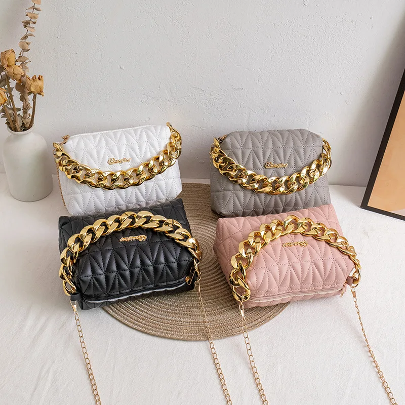 

New Fashion Lingge 2025 Ladies Handbags Texture Small Square Bag Wholesale Pillow New Chain Crossbody Purse Bag