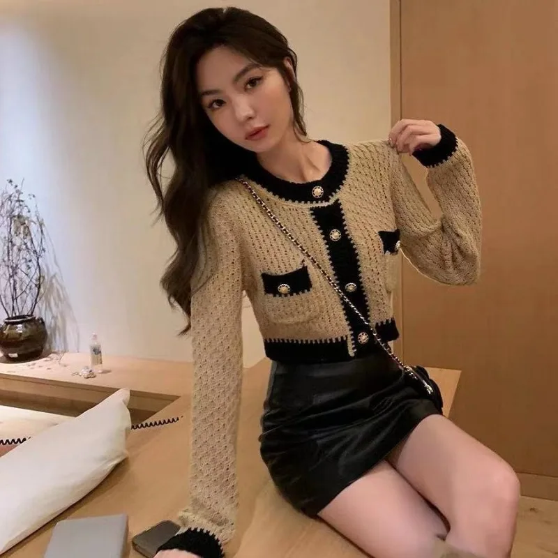 

O-neck Contrasting Colors Knitting Cardigan Coat Women Autumn Winter Simplicity Office Lady Sweater Fashion Trend Knitwear Tops