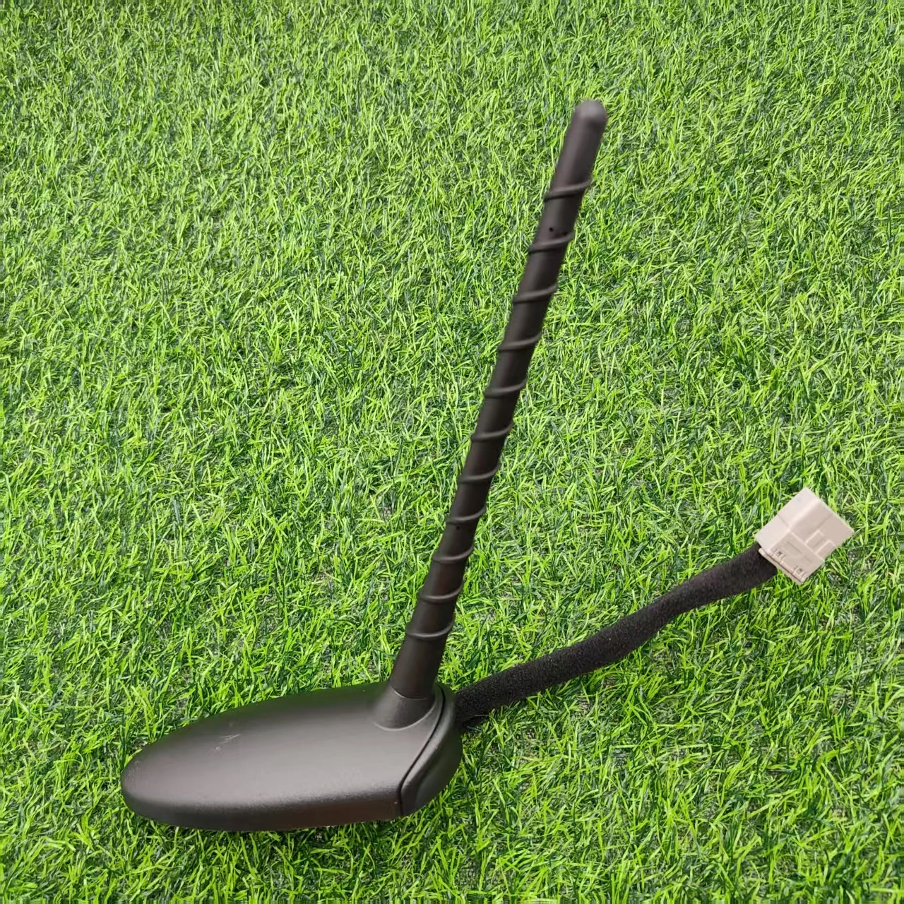 OEM 96210-2W100CA 962102W100CA Antenna&Base Car Rear Roof Receive Signal Antenna Shark Fin for Santa Fe DM IX45 2012-2017