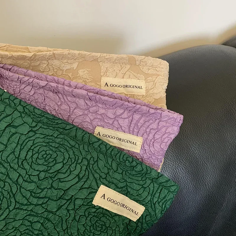 

Cosmetic Bags Portable 3D Rose Makeup Bag Large Capacity Lipstick Key Phone Storage Bag Zipper Makeup Pouch Organize Coffee Grey