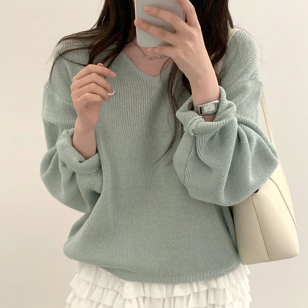 Loose Women's Knitwear V-Neck Pullover Sweater Chic Simple Versatile Lazy Style Autumn New Arrival Chest Label Long Sleeve Top