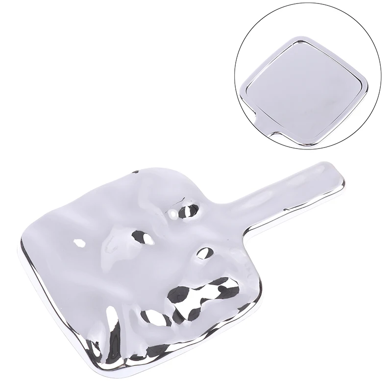 Vloeibare vorm vierkante spiegel Mini draagbare desktop cosmetische spiegel Make-upspiegel Reizen draagbare schoonheidsspiegel