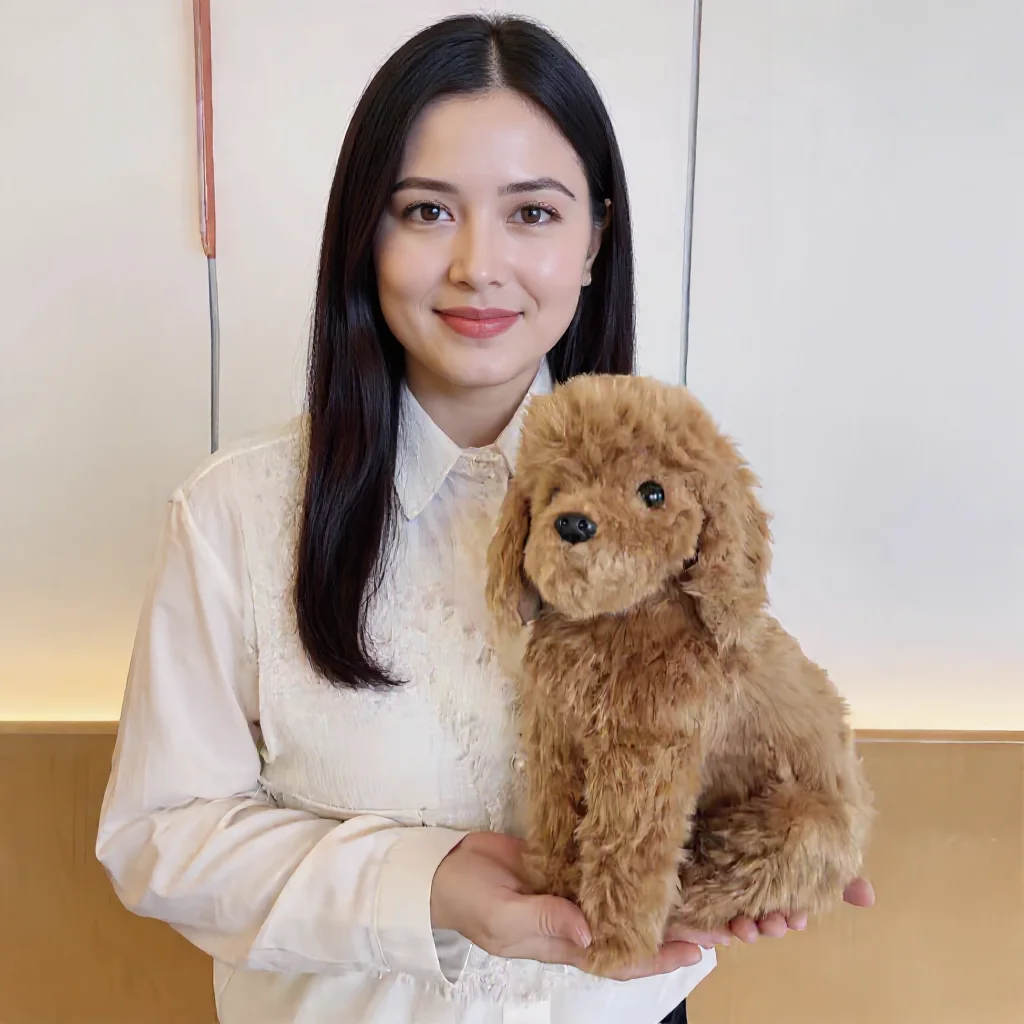 リアルなプードルぬいぐるみシミュレーションペット犬人形子供のギフト家の装飾コレクションに適しています