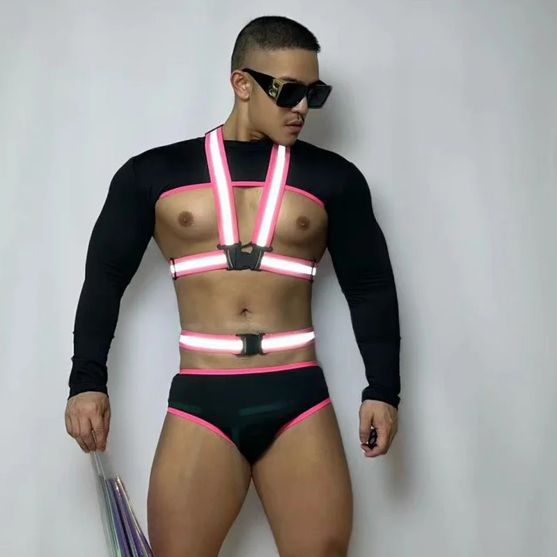 Fitness powerhouse homem muscular pólo dança gogo traje masculino preto topo shorts reflexivo cinta no peito barra dj ds palco rave outfit
