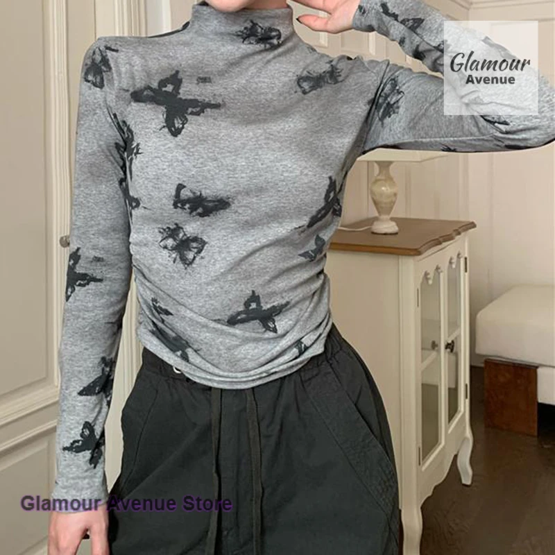 الأمريكية الرجعية التوابل فراشة طباعة شبه عالية الرقبة طويلة الأكمام تي شيرت المرأة الربيع والخريف تصميم مطوي البنطال القصير