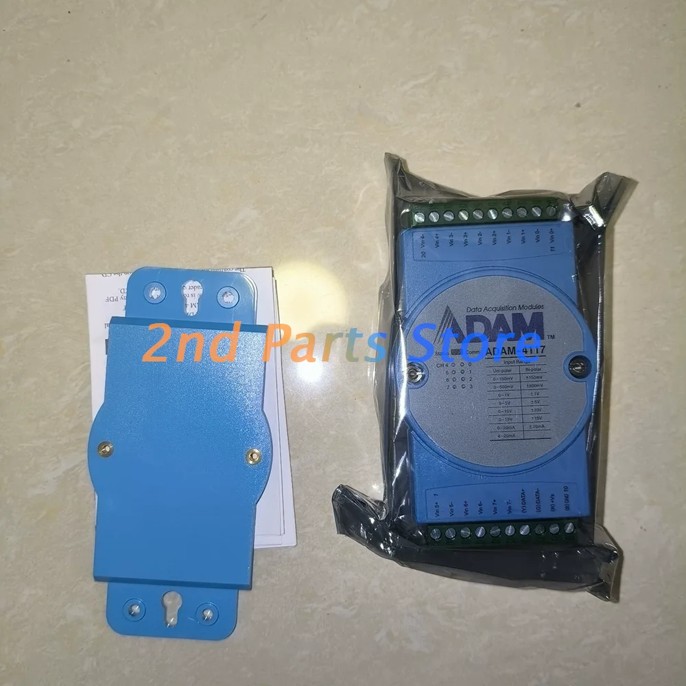 ADAM-4117 8-channel Analog Input