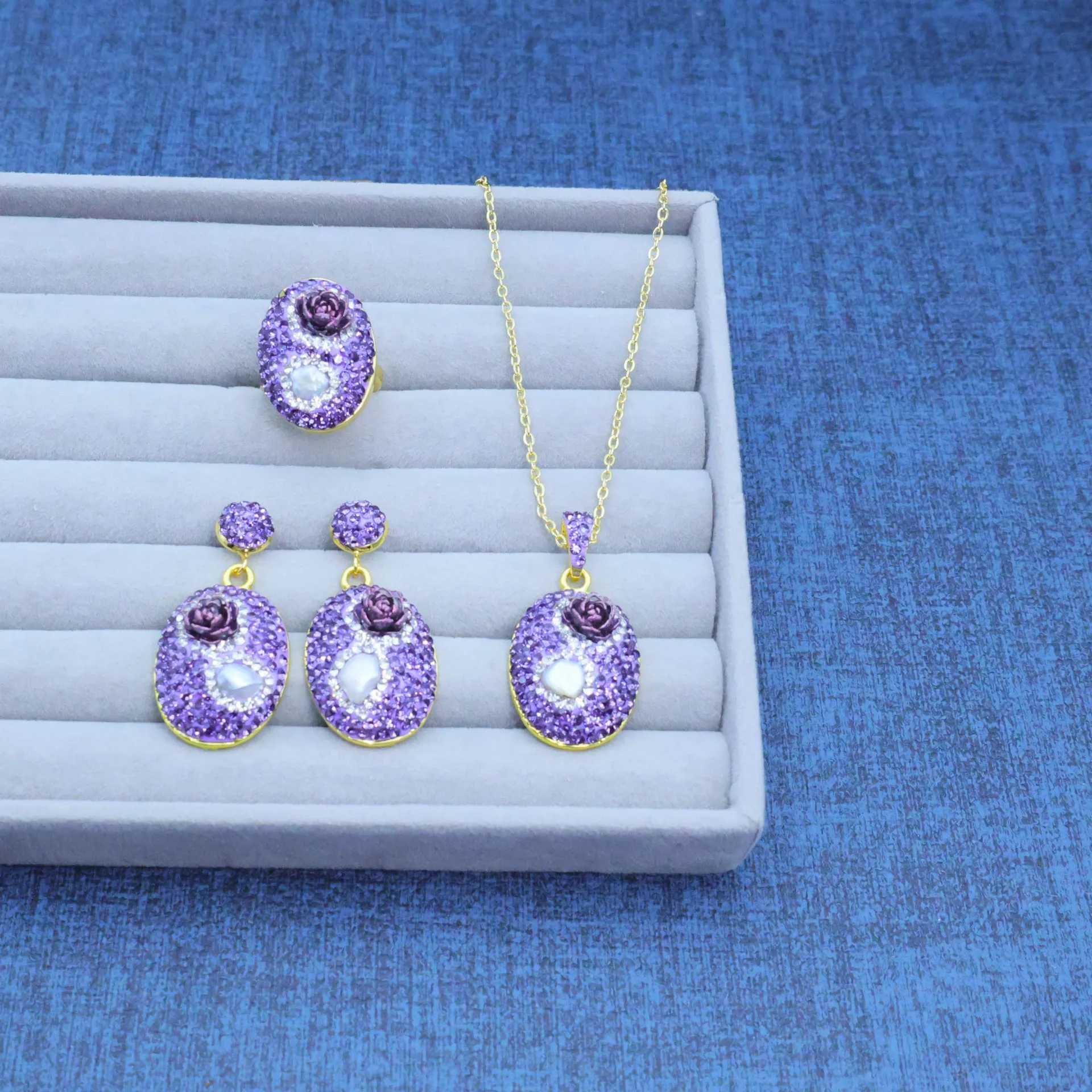 DIY accessories European and American cross-border pearl flower element handmade design three-piece set inlaid with simple light