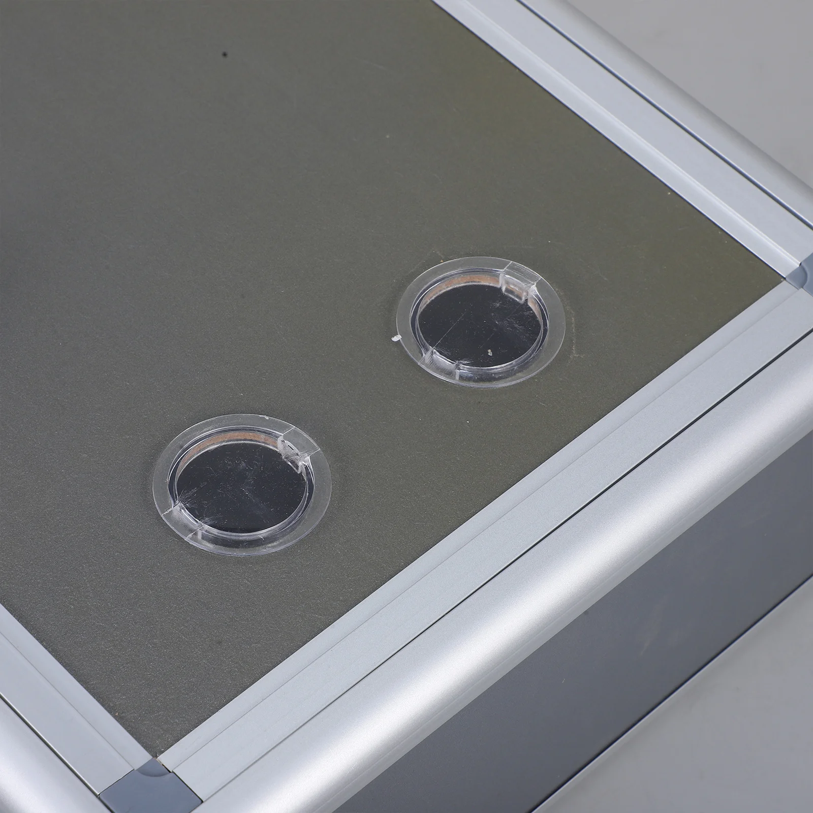 ロック可能な提案箱 壁掛け郵便受け ステンレス鋼 アルミニウム合金 郵便受け 安全な機密情報保管