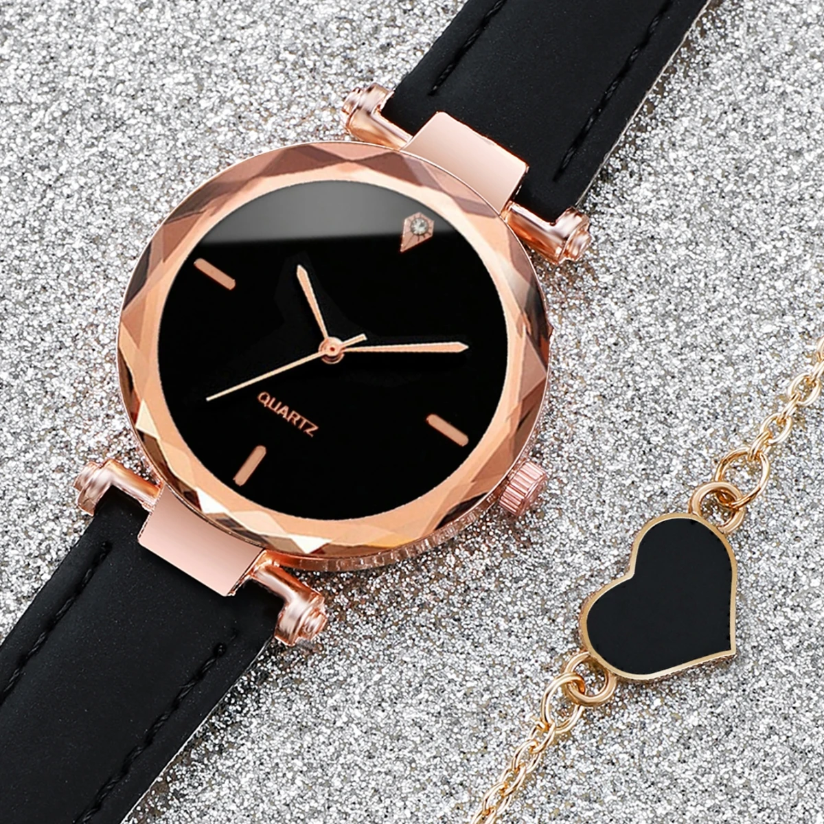 Montre à quartz analogique avec bracelet en cuir pour femme, bijoux en forme de cœur, mode, ensemble de 5 pièces