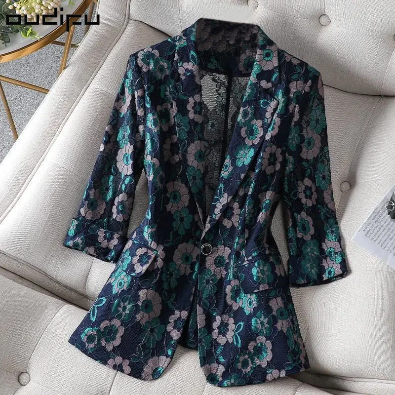 2024 Autumn Women\'s New Korean Small Suit Jacket Female Lace Embroidery Hollowed Out Slim One-third Sleeve One Button Suit Top