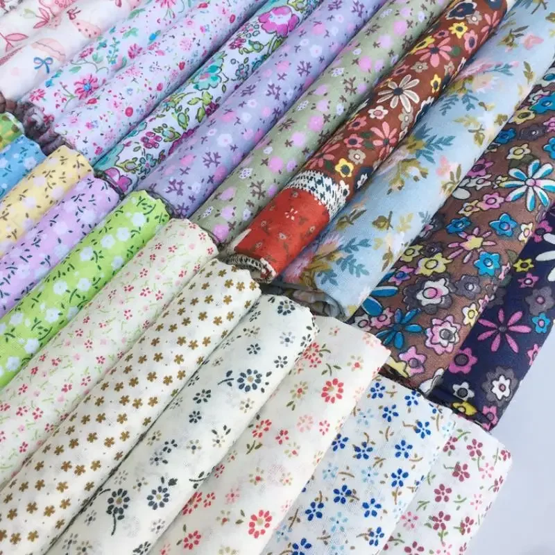 نسيج مطبوع عليه زهور من القطن الخالص لفساتين ملابس الأطفال وخياطة يدوية وخياطة اللحف وحرف القطن الناعمة