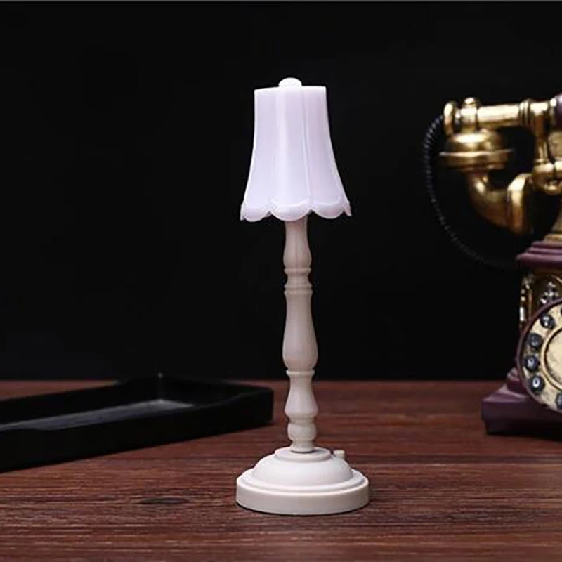 1:12 Dollhouse Miniature Floor lamp LED Light Dollhouse Furniture Toy