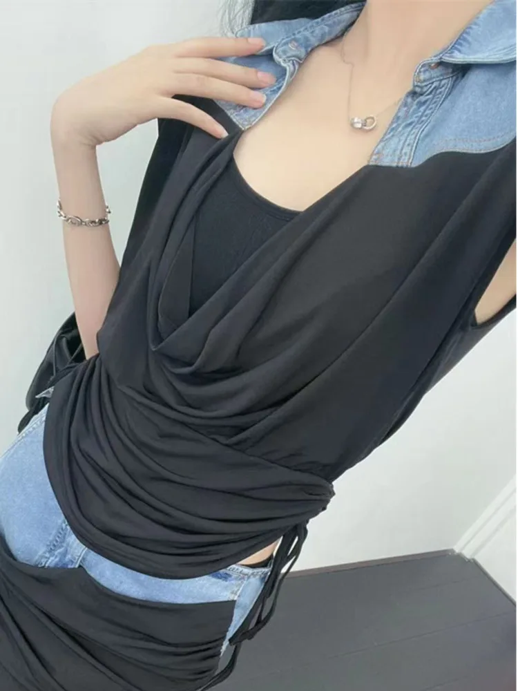 DEAT Fashion Women\'s T-shirt Deep V-neck Sleeveless Denim Spliced Folds Side Drawstring Slim Tops Autumn 2024 New Tide 7AB1170