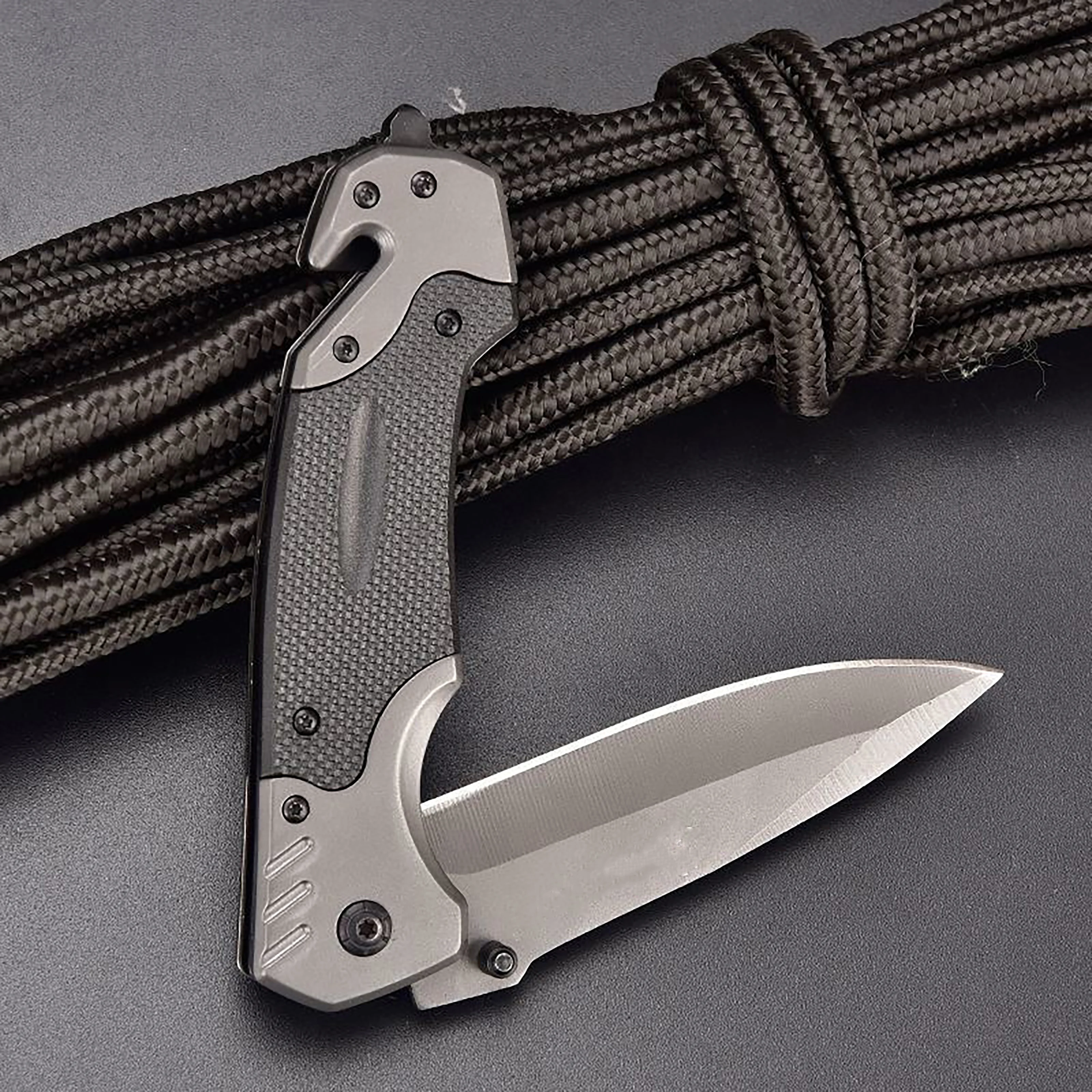 High Performance Stainless Steel Folding Knife Tactical Survival Knife, Suitable for Outdoor Camping, Hunting, and Fishing