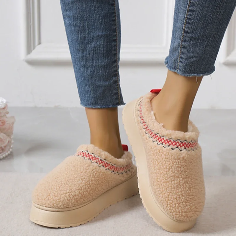 2024 Autumn and Winter Fashion New Women's Comfortable Solid Color Suede Plush Warm Short Snow Boots