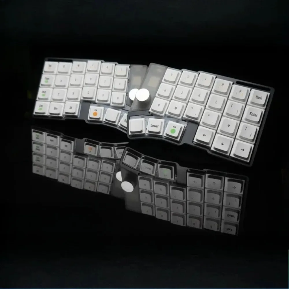 

Cornix Split Keyboard Dual Mode Low Profile CNC Aluminum Case Wireless Mechanical Keyboard Ergonomic with Knob Support Vial