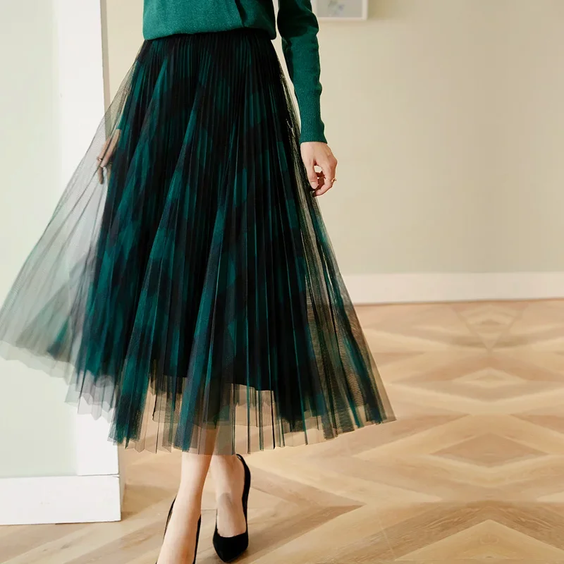 Winter Vintage Plaid Pleated Maxi Long Tulle Skirts Elegant Red Green Check Tartan A-line Ankle Long Mesh Skirts