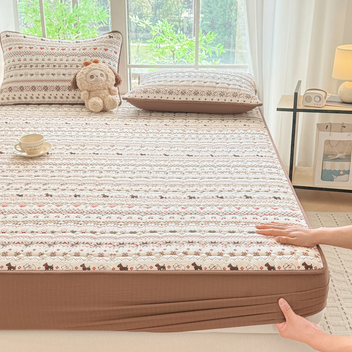 1pc Quilted Bed Cover Single/Queen/King Size Crinkled Gauze Thickened Mattress Protector Cover cubre colchón (No Pillowcase)