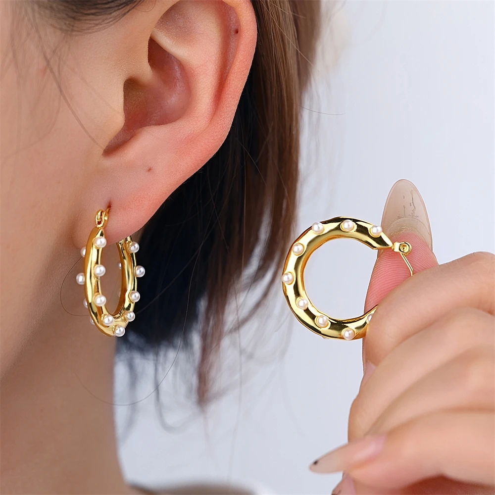 Chic Stainless Steel Clip Earrings For Women Elegant Imitation Pearl Earrings Party Wedding Fashion Jewelry Girls Gift 2024