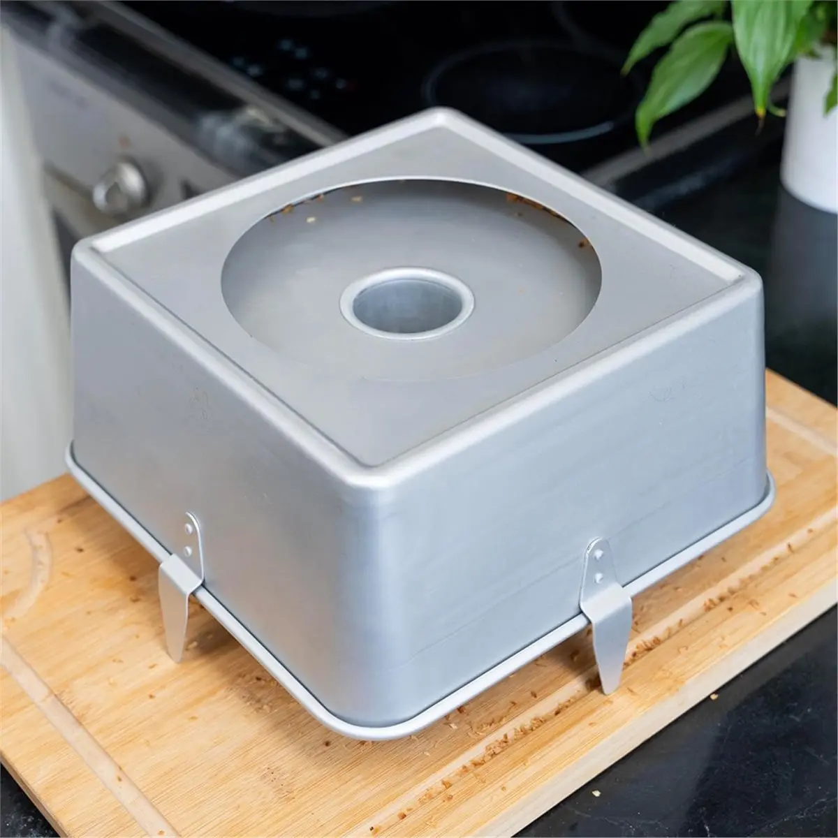 

Форма для торта с квадратной трубкой, емкость 28 чашек для 18 рецептов чашек, 10-дюймовая форма для торта «Ангел» из анодированного алюминия, шифон и фунт