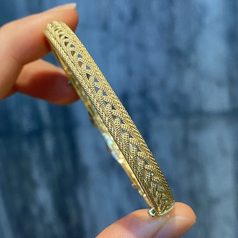Aazuo 18K Solid Yellow Gold Real Natural Diamonds Luxury Jewelry Textile Rope X Shape Bangle Gift For Women Wedding Party AU750 view 4