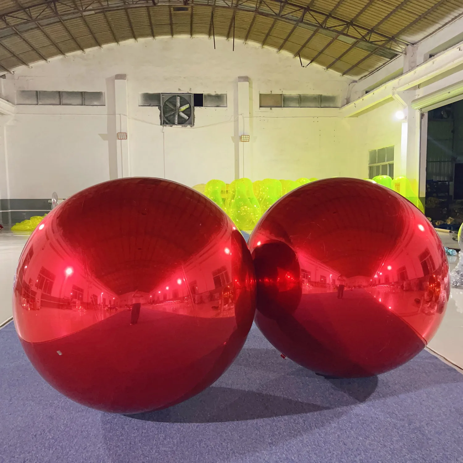 

New Arrival Red Giant Inflatable Mirror Ball Floating Disco Mirror Sphere Christmas Pvc Balloon For Wedding Stage Decoration