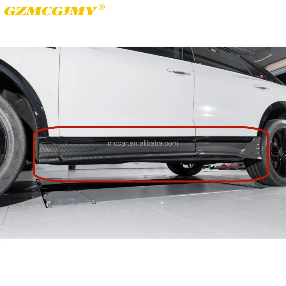 

Glossy Dry Carbon Fiber Car Bumper Q8 SQ8 Side Skirts For Audi Q8 SQ8 Body Kits Rocker Panels