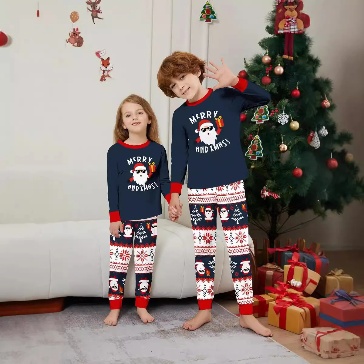 

Christmas parent-child set, 2025 New long-sleeved round-neck home wear set, letter print long-sleeved pajamas, and baby jumpsuit
