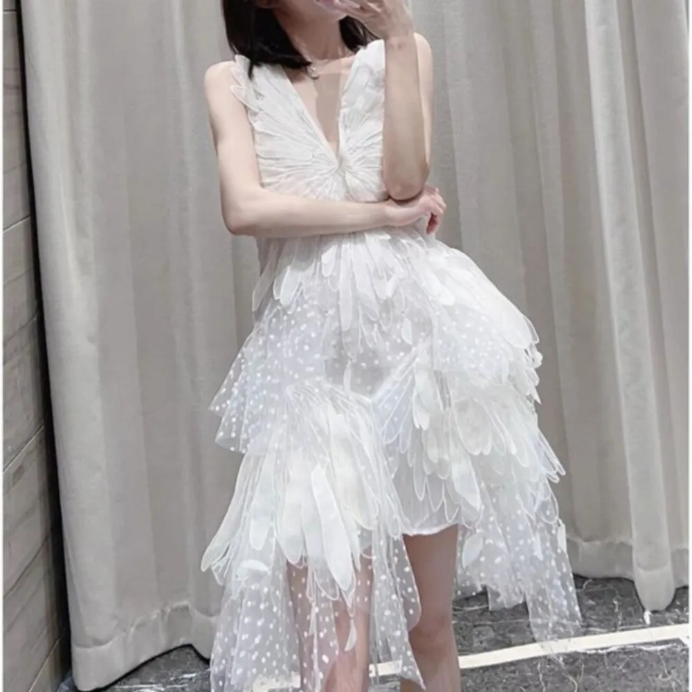 Summer new V-neck white swan feather short dress embroidered polka dot dress women