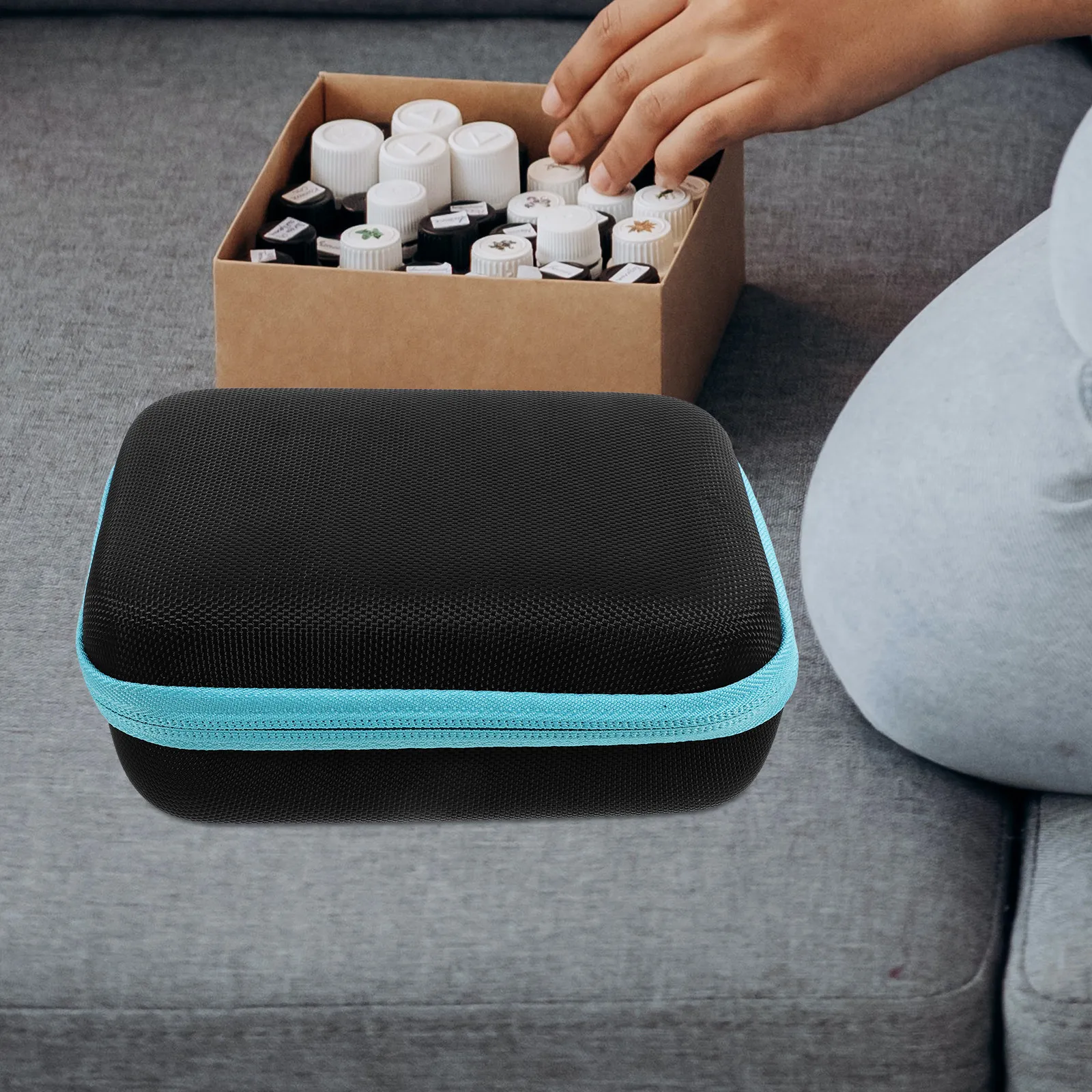 10Ml Essential Oil Organizer Bag Nylon Hard Shell Travel Storage Case for 10Ml Bottles with Internal Dividers Portable