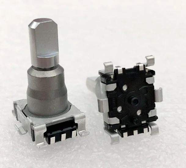 20PCS JAPAN 5pin 360 degree rotary knob Encoder EC11J1524413 18 Position 9 pulse 30 Position 15 pulse shaft 20mm with key switch