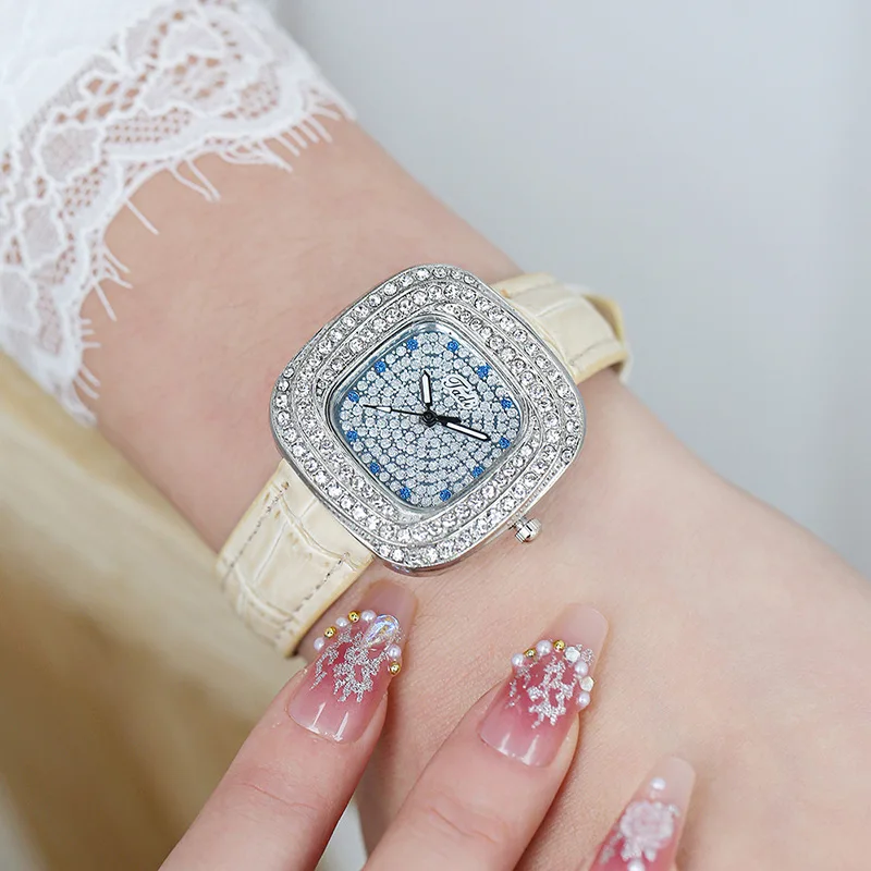 Versatile Square Quartz Ladies Wristwatch Fashion Diamond Encrusted Women's Watch With Starry Sky Design Creative Leather Strap