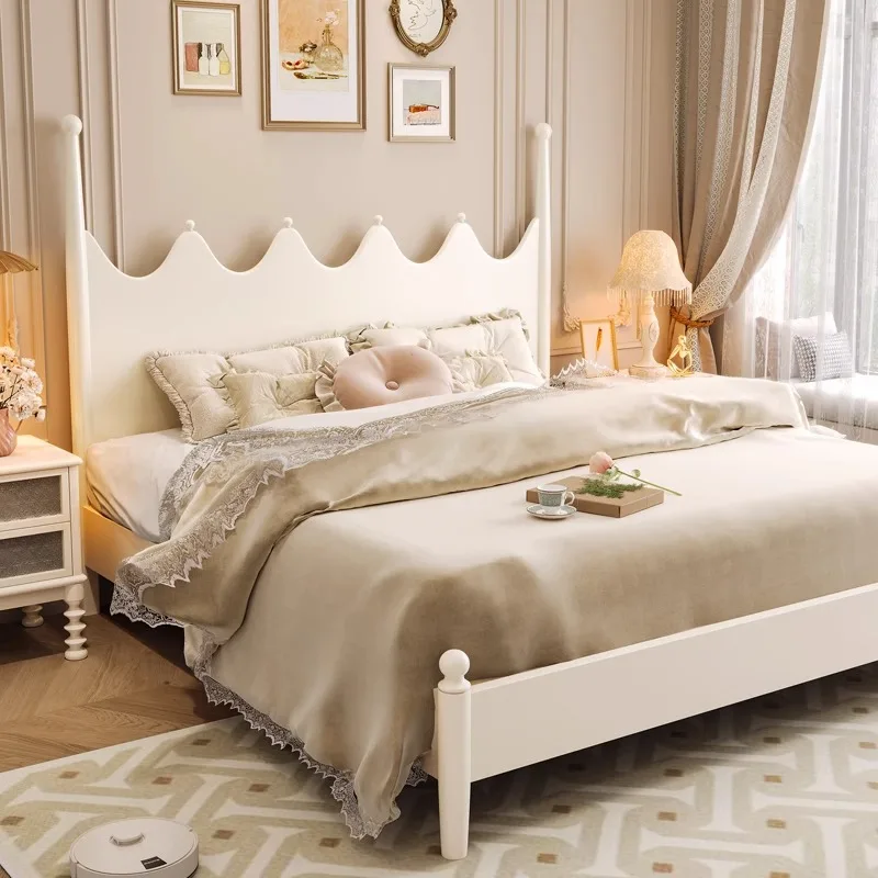 Letto francese leggero personalizzabile in legno massello