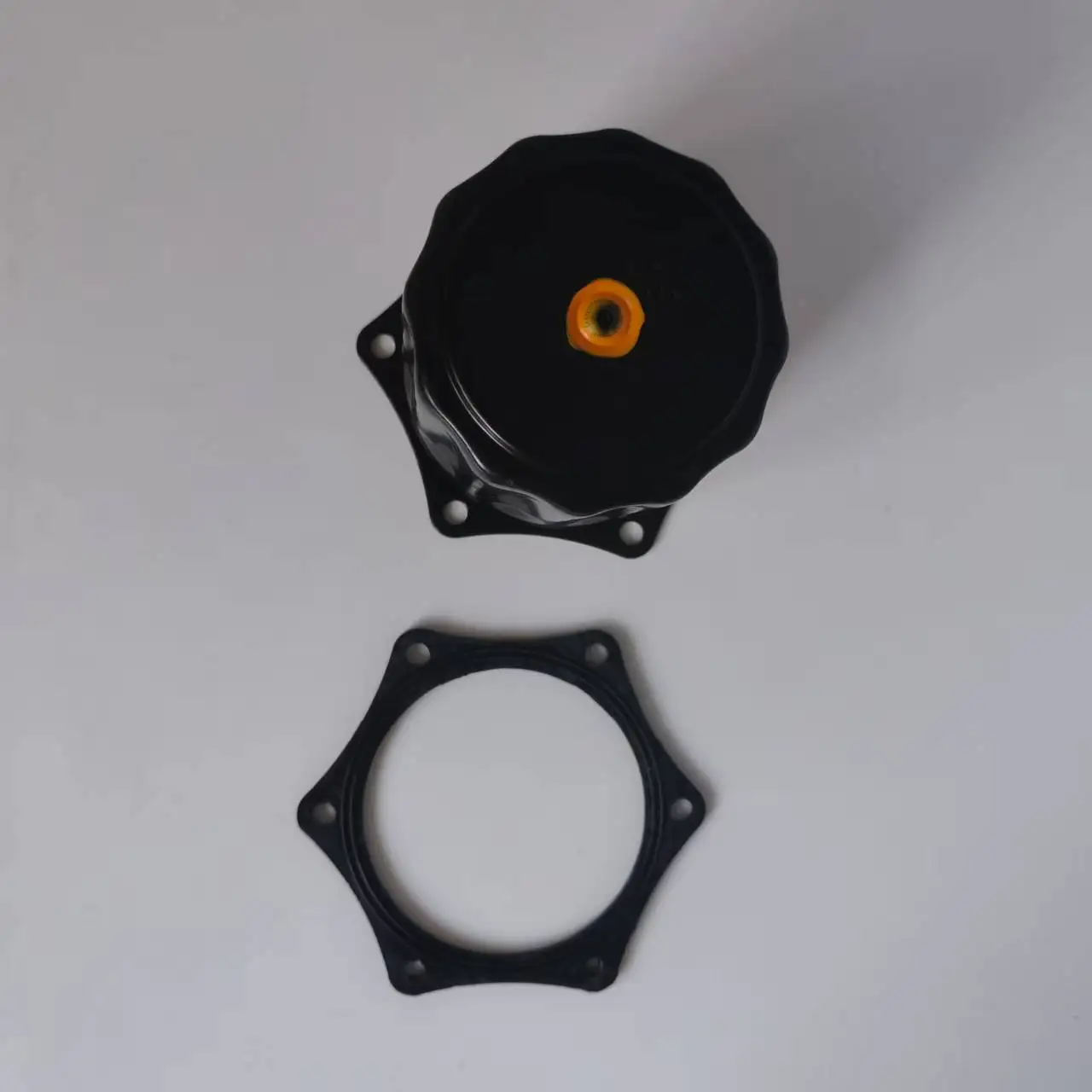 

K1012685 Hydraulic Tank Cap Compatible with MEGA160TC MEGA250-V MEGA400-V MEGA300-V DH220-5 DH300-5 DH400-5 Excavator