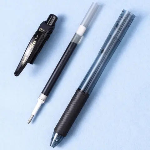 Pentel Energel Gelpenna BL107 0,7 mm Övningsskrivning Snabbtorkande bläck Trycktyp Svart Penna Slät Signaturpenna 10 best sales pentelpenna - №3