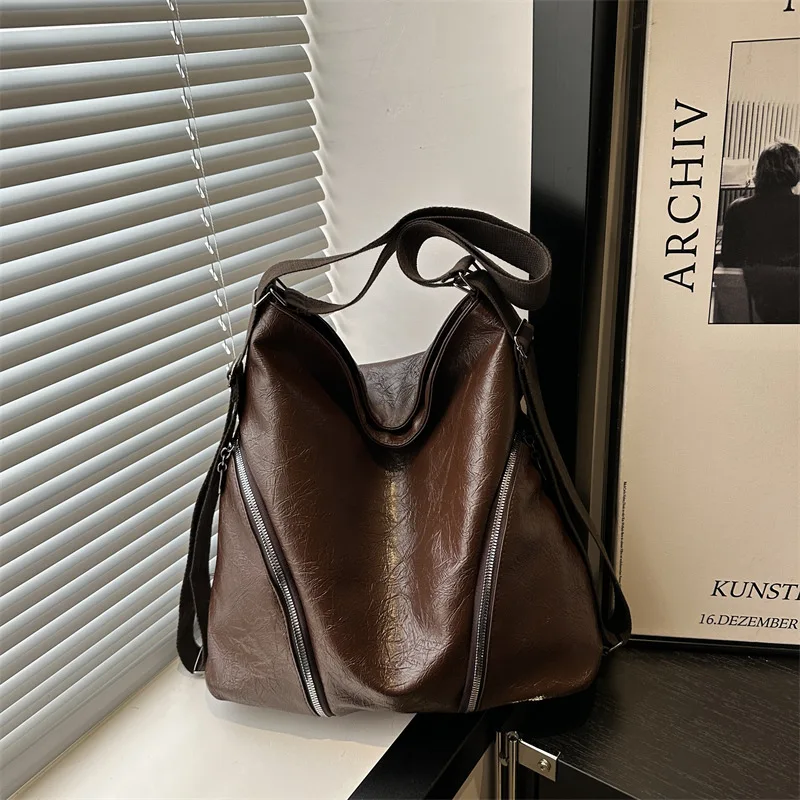 

Simple and fashionable tote bag autumn and winter of 2025 new casual and personalized shoulder bag large capacity