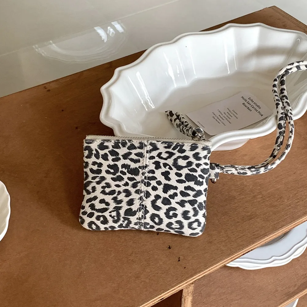 

PU Leather Suede Coin Purse Leopard Print Hanging Neck Mini Storage Bag Shoulder Bag Makeup Storage Lanyard Wallet Streetwear