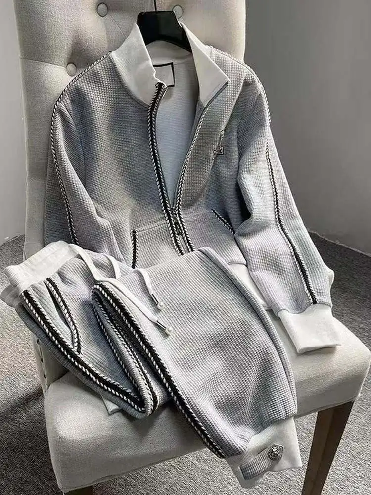 

Мужской повседневный спортивный костюм в модном гонконгском стиле, осенне-зимняя новинка, пальто с длинными рукавами и брюки, молодежный универсальный комплект