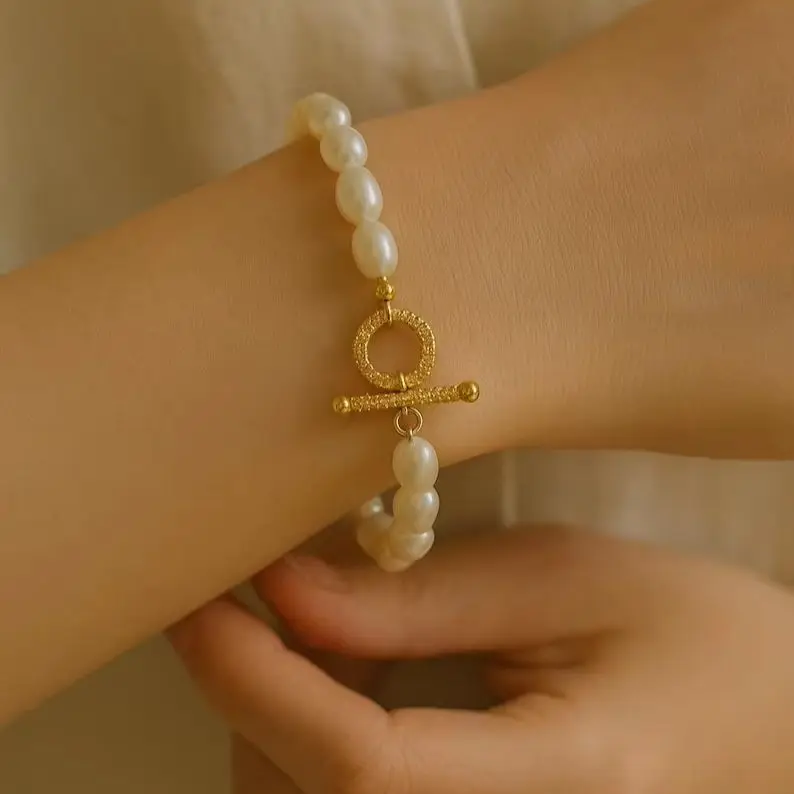 

Hengsheng 2025 New Arrivals Rice Shape Freshwater Pearl Bracelet with Gold Color OT Clasp Pearl Bracelet for Women Jewelry Gift