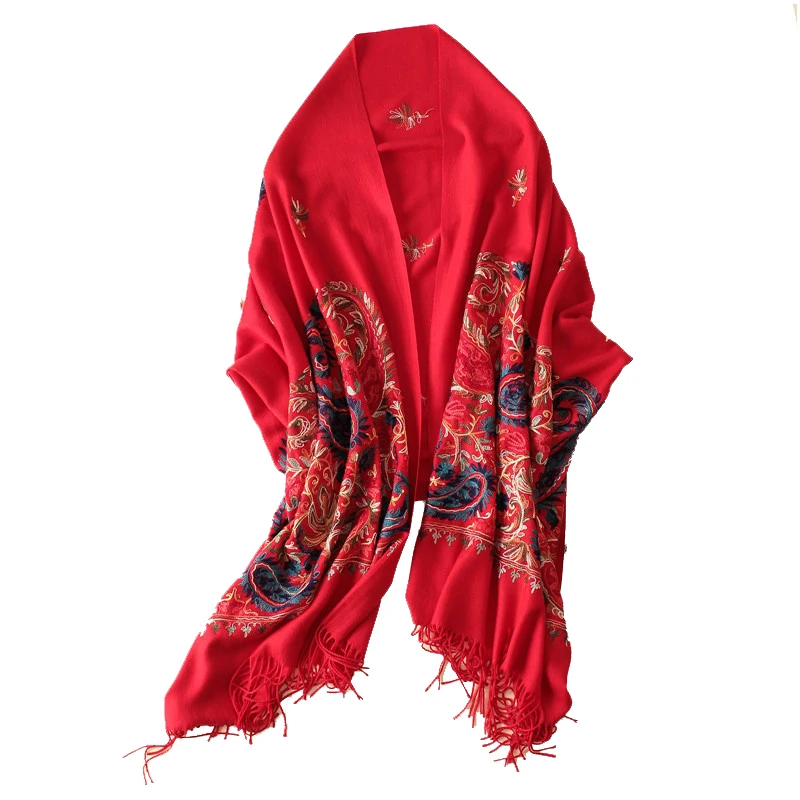 Luxury brand New women scarf high quality Embroider Flower winter cashmere scarves lady shawls wraps female pashmina echarpe