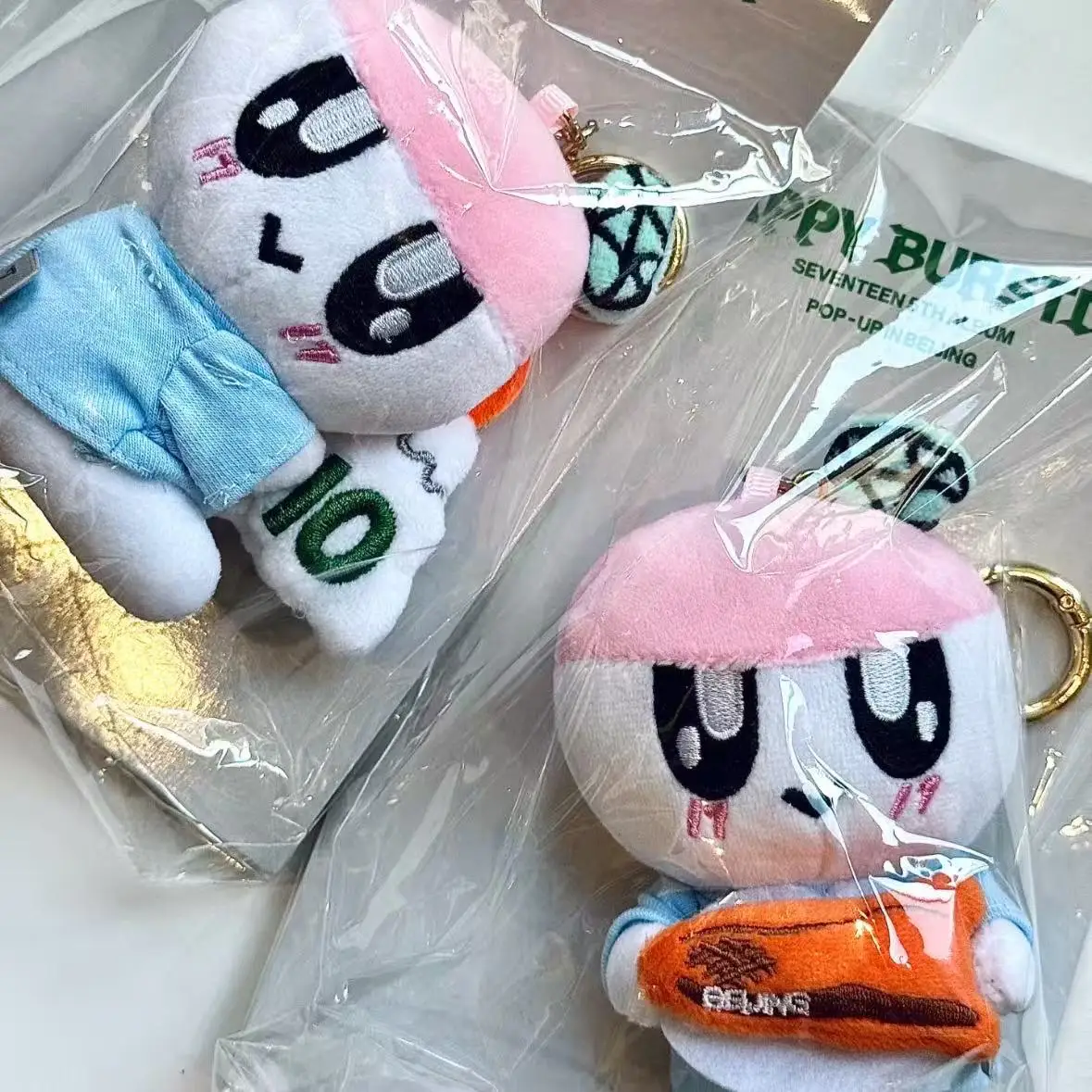 Grupo 17 dos desenhos animados kpop criativo chaveiro de pelúcia com saco moda chaveiro para fãs presentes carro chaveiro coleção