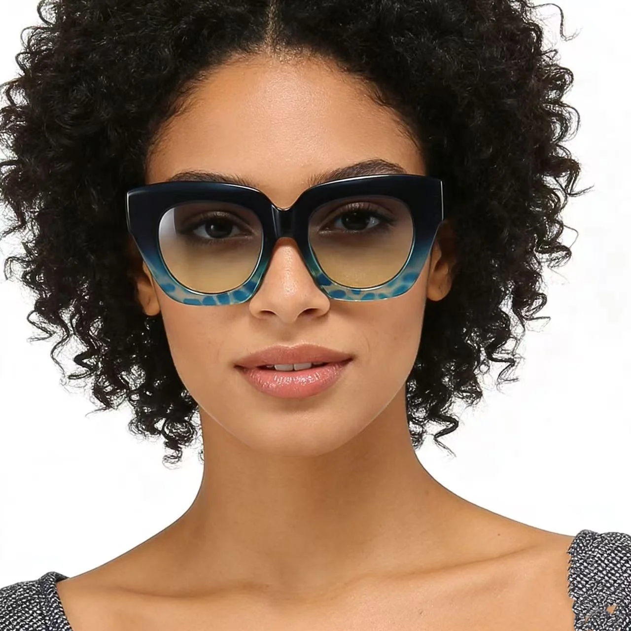 

Sun Glasses Women Classic High Quality Shades Fashion TR90 Frame Out Door Eyeglasses Unisex