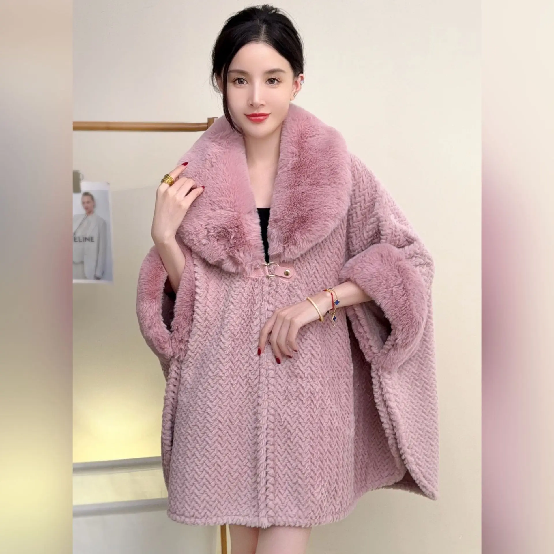 

2025 Women Outstreet Poncho Wear Winter Thick Cardigan Big Rabbit Fur Turn-down Neck Long Cloak Front Tie Belt Loose Coat Wh6