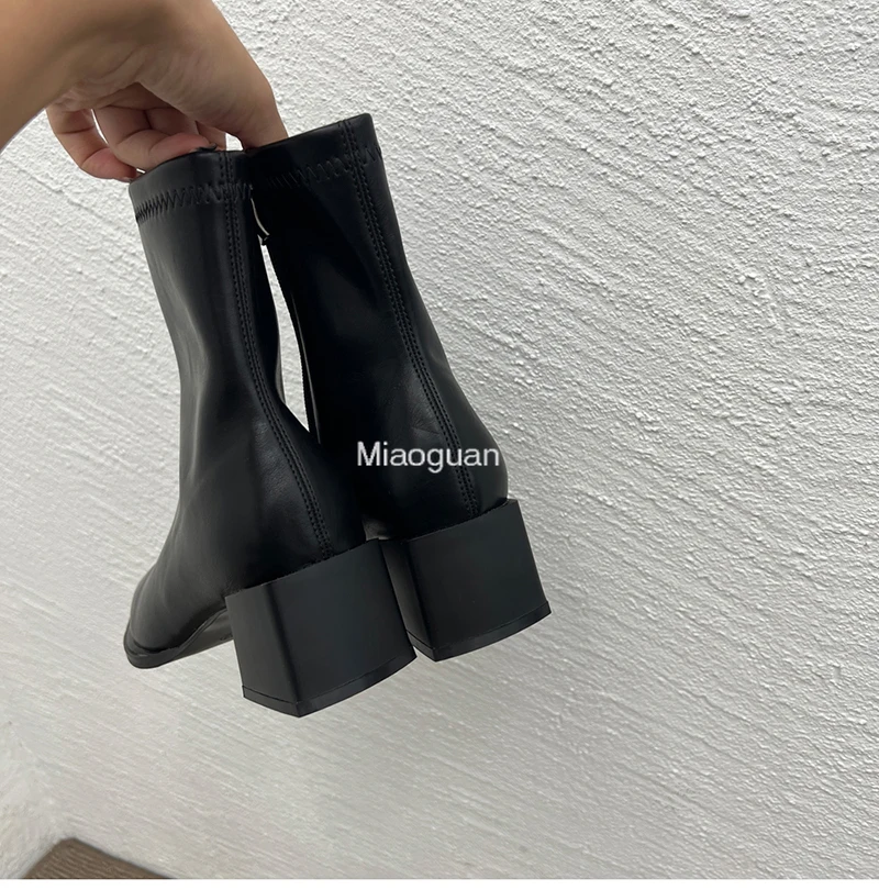 2023 New Autumn Design Heel Ankle Boot Fashion Square Toe Zipper Elegant Ladies White Casual Short Chelsea Boots Soft Leather PU