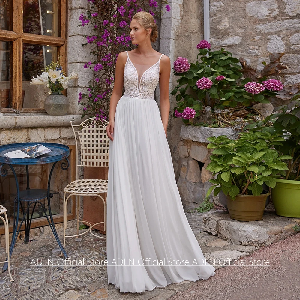 Sexy Brautkleid für Sommerhochzeiten, Maßgeschneidert mit Spaghetti-Trägern, V-Ausschnitt, Spitzenapplikationen, Chiffon-Strandbrautkleid